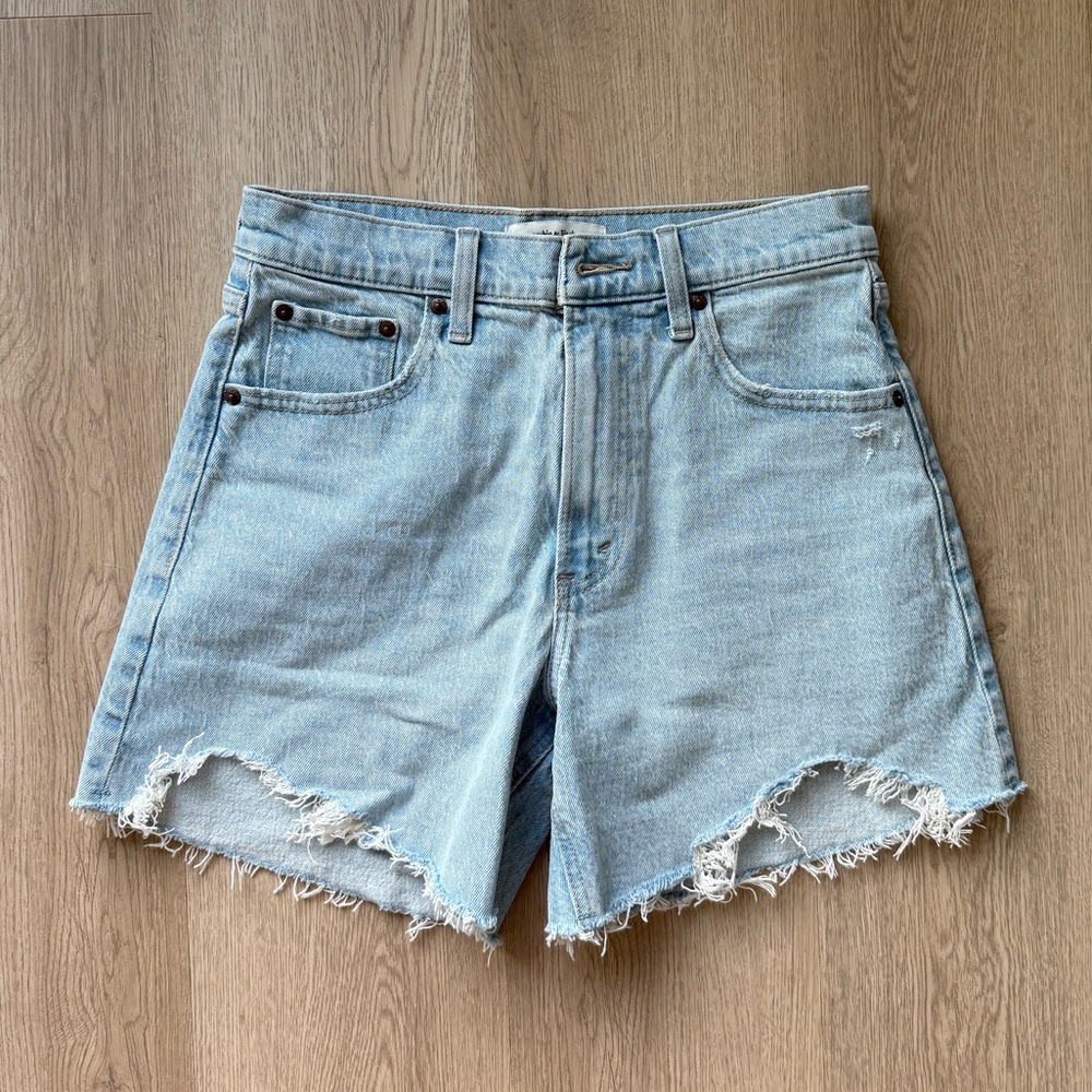 Abercrombie & Fitch Dad Short High Rise